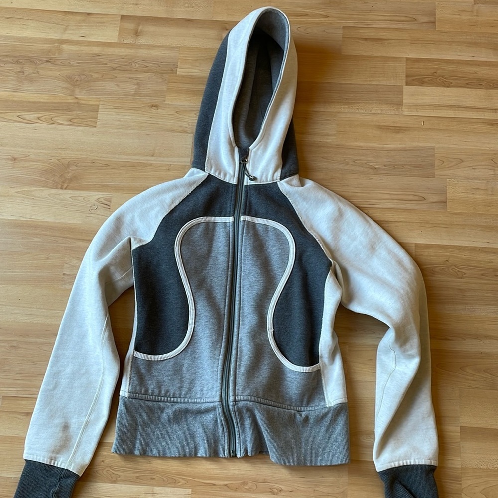 Lululemon hoodie - Picture 1 of 6